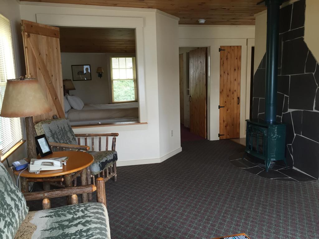 Willoughvale Inn Westmore Newport Номер фото
